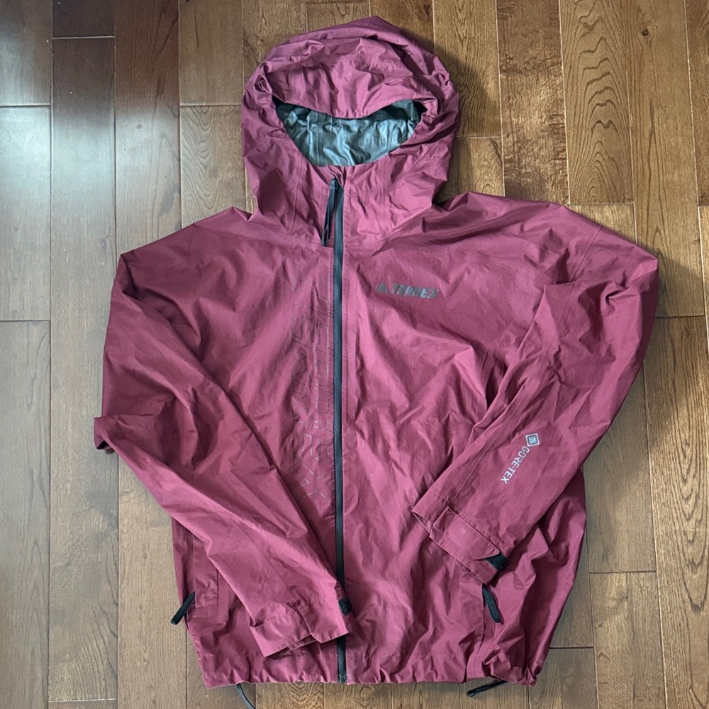 Adidas TERREX GORE-TEX Burgundy Hiking Jacket - Medium